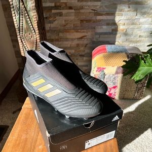 NEW Adidas Predator 19.3 firm ground soccer shoe